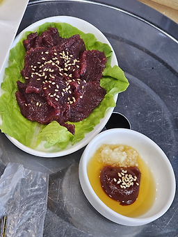 Hobansikyuksikdang (호반식육식당) 3