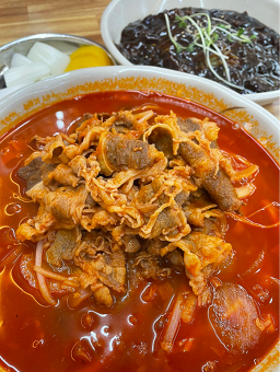 Yonggungjjamppong (용궁짬뽕) 1