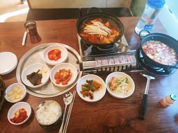 Sopumeundwaeji (소품은돼지) 2