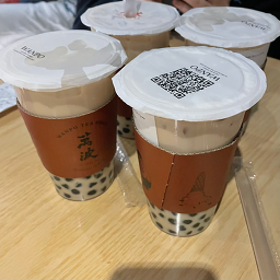 완포티숍 홍대본점 사진 7