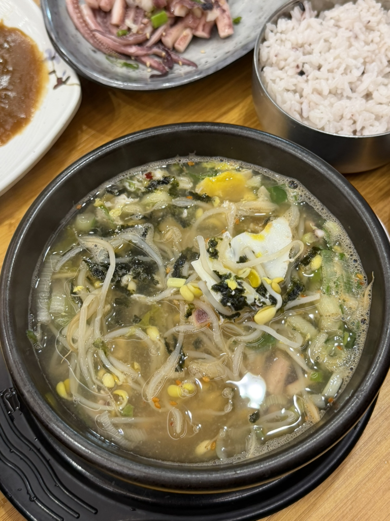 전주콩뿌리콩나물국밥 5