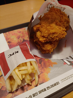 KFC 압구정로데오점 사진 8
