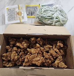 Norangtongdak (노랑통닭) 1