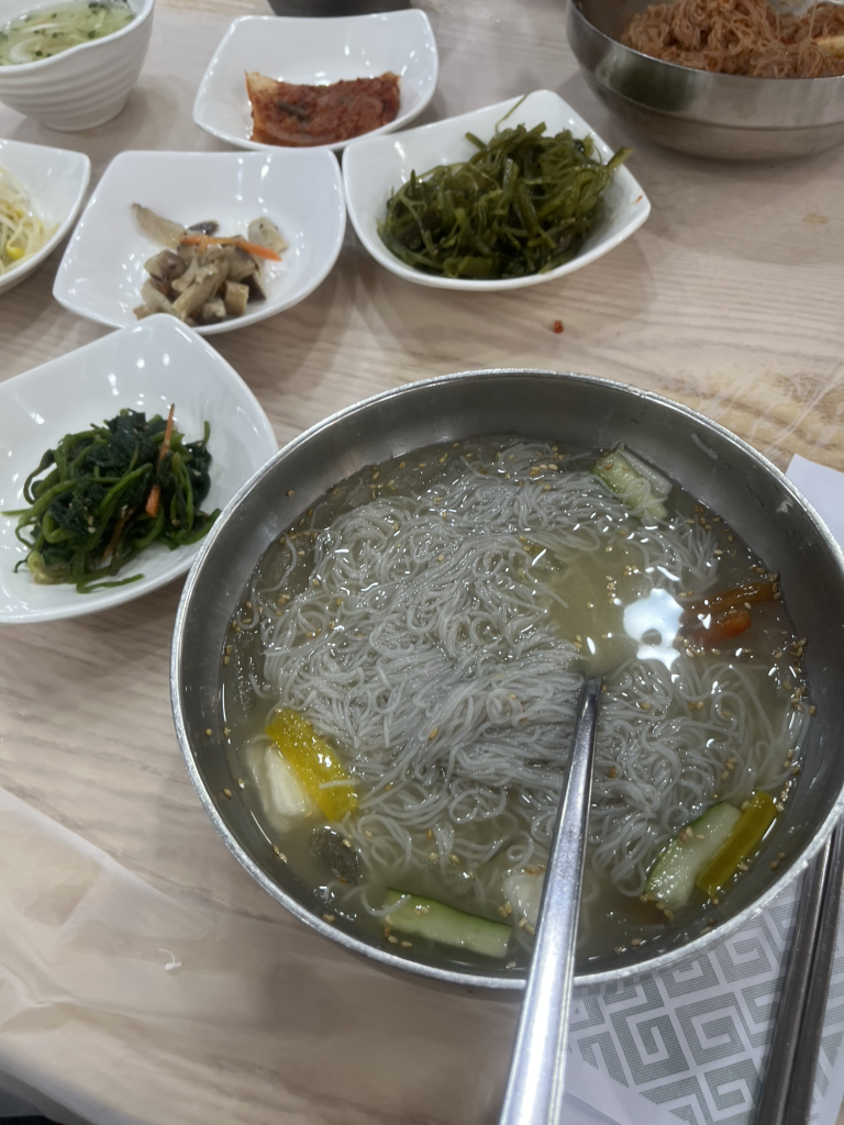 Chamsutgolgalbi (참숯골갈비) 1