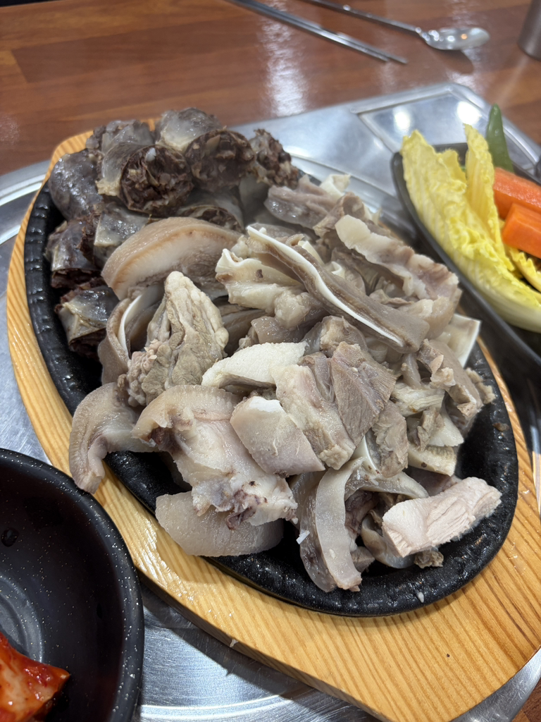 Byeongcheontojongsundae&suyukgukbap (병천토종순대&수육국밥) 3