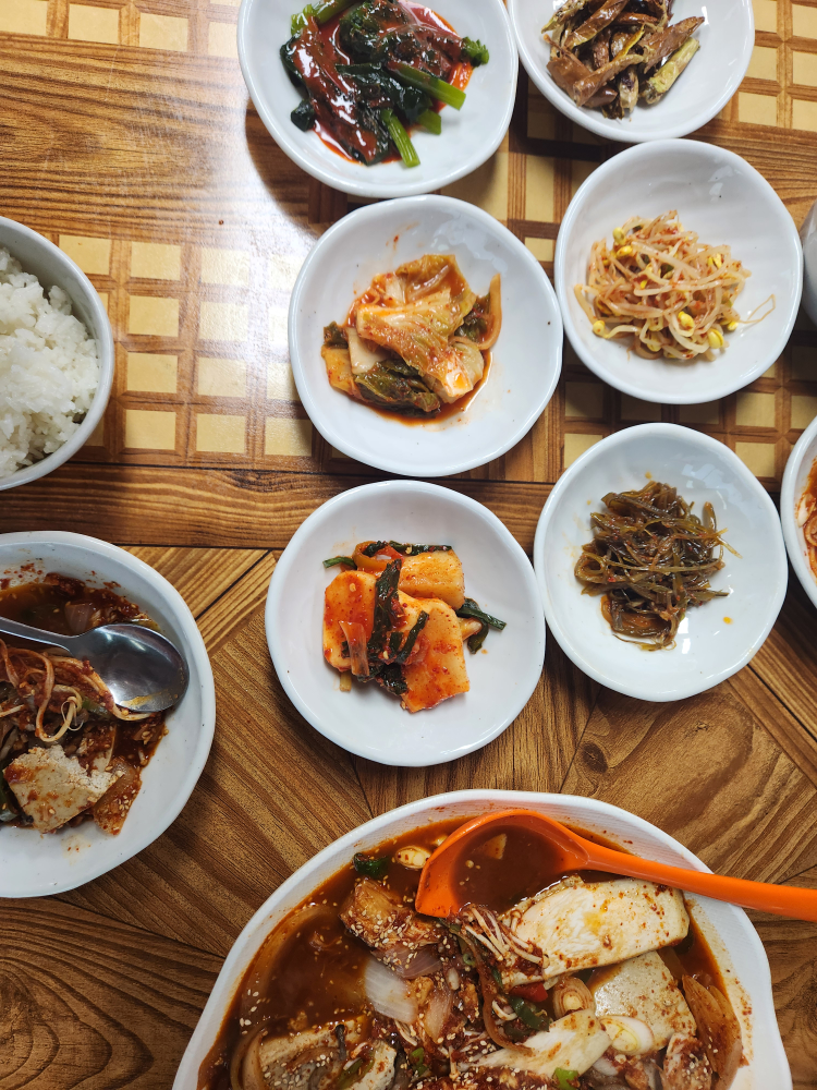 Palbongkongbat (팔봉콩밭) 2