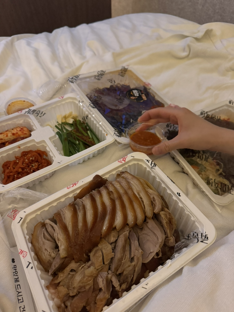 Gwihanjokbal (귀한족발) 3
