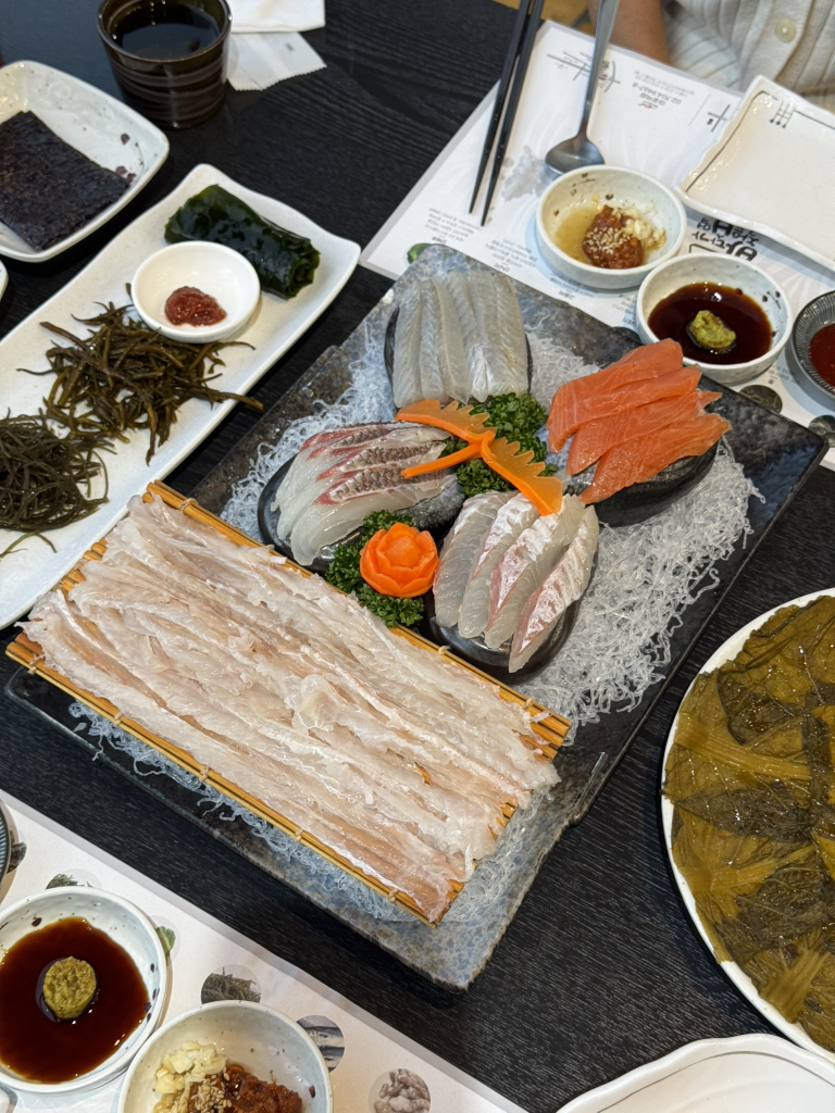 바닷가작은부엌 경희궁점 대표 사진