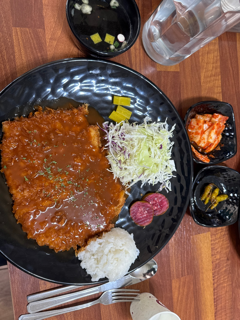 Sindonghwasikdang (신동화식당) 2