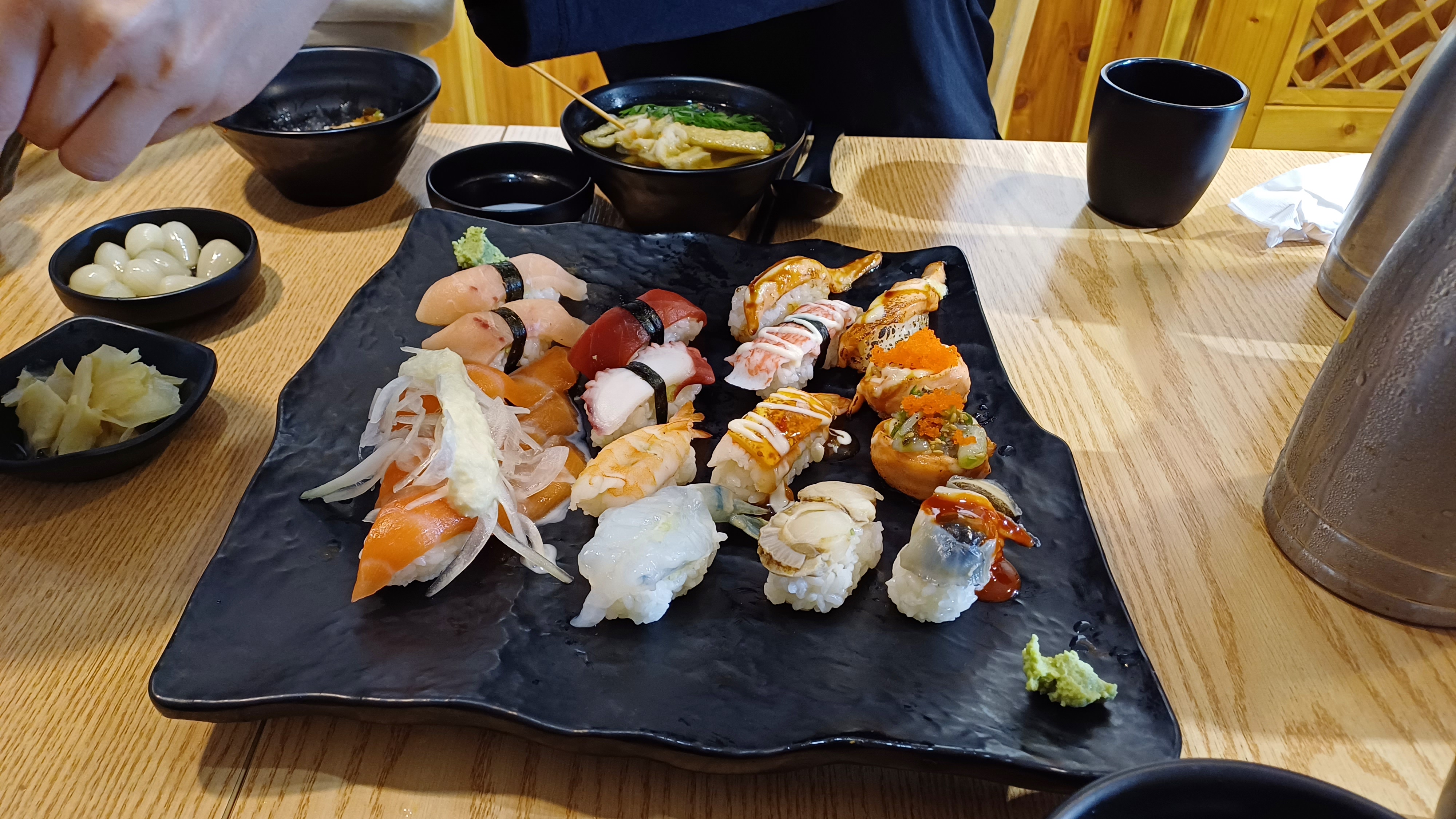 Seusihikaru (스시히카루) 1