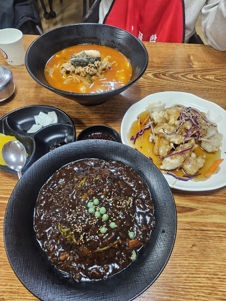 Hapcheonjjamppong (합천짬뽕) 1