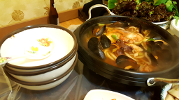 Bitgoeulmyeongga (빛고을명가) 2