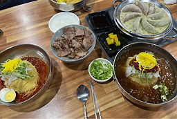 Jirisan chunhyangmilmyeon (지리산 춘향밀면) 3