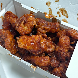 교촌치킨 신풍역점 사진 3
