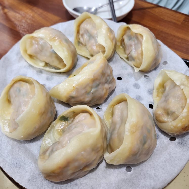 Uncheonkalguksu (운천칼국수) 1