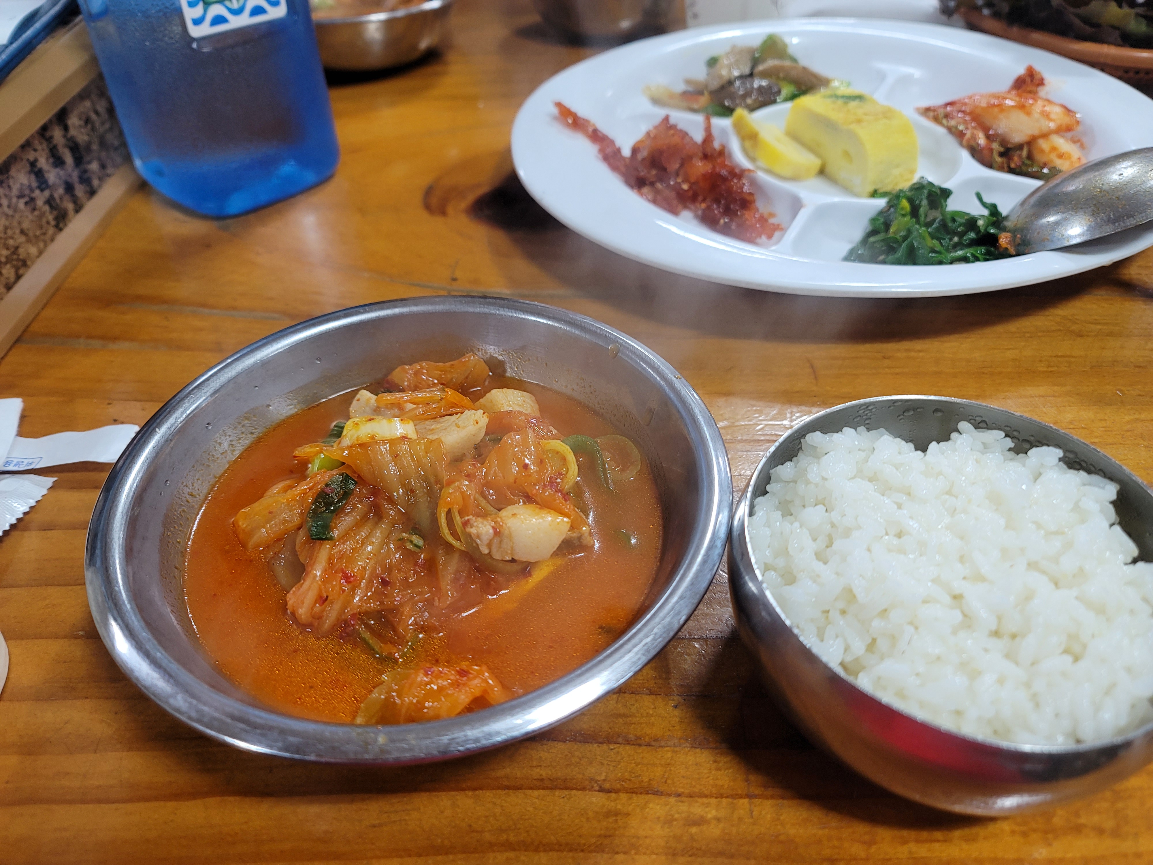 Yeonjeonggimchijjigae (연정김치찌개) 1