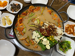 Chowonchamsutbulgui (초원참숯불구이) 1