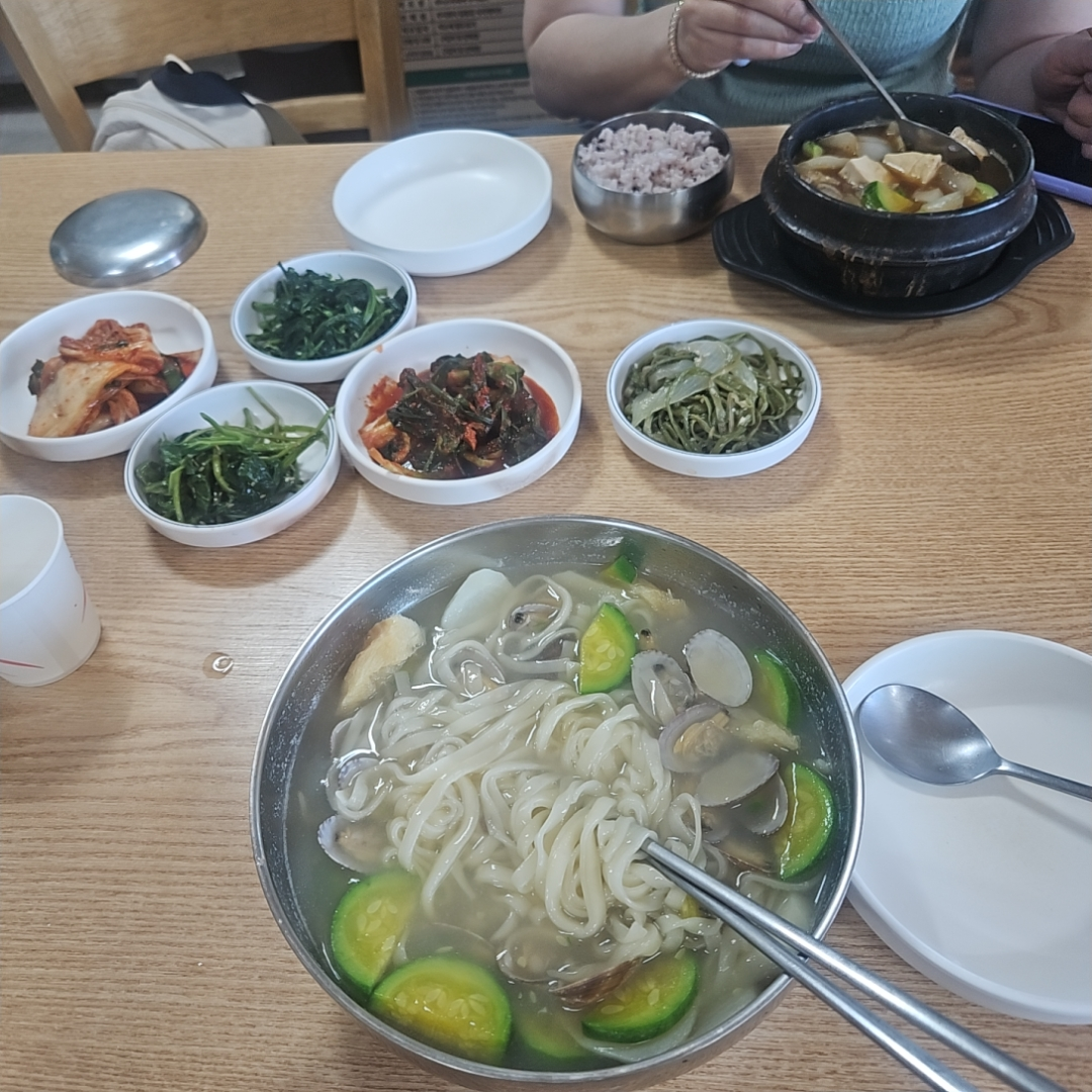 부자신도식당 1