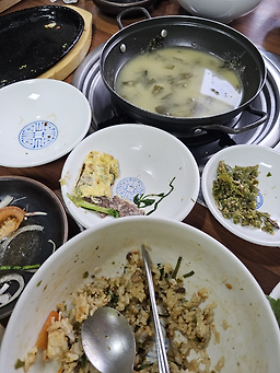 Handemandei (한데만데이) 1