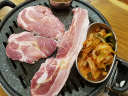 Jangsusaenggogi (장수생고기) 1