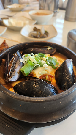 Sumswineun sundubu daegudaegokjeom (숨쉬는 순두부 대구대곡점) 2