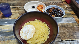 Yonghwaru (용화루) 3