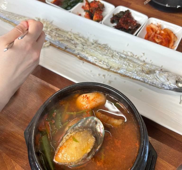 산방산초가집 대표 사진