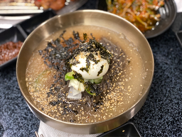 Yeoljeonggalbi (열정갈비) 3