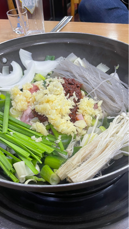 고령촌돼지찌개 1