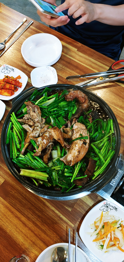 Ihwajeongneungibaeksuk (이화정능이백숙) 1