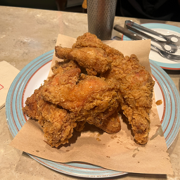 BBQ 패밀리타운점 사진 7