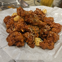깐부치킨 강남역플래티넘점 대표 사진