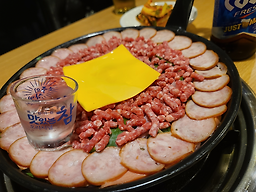 Bakpeurosongtanbudaejjigae (박프로송탄부대찌개) 3