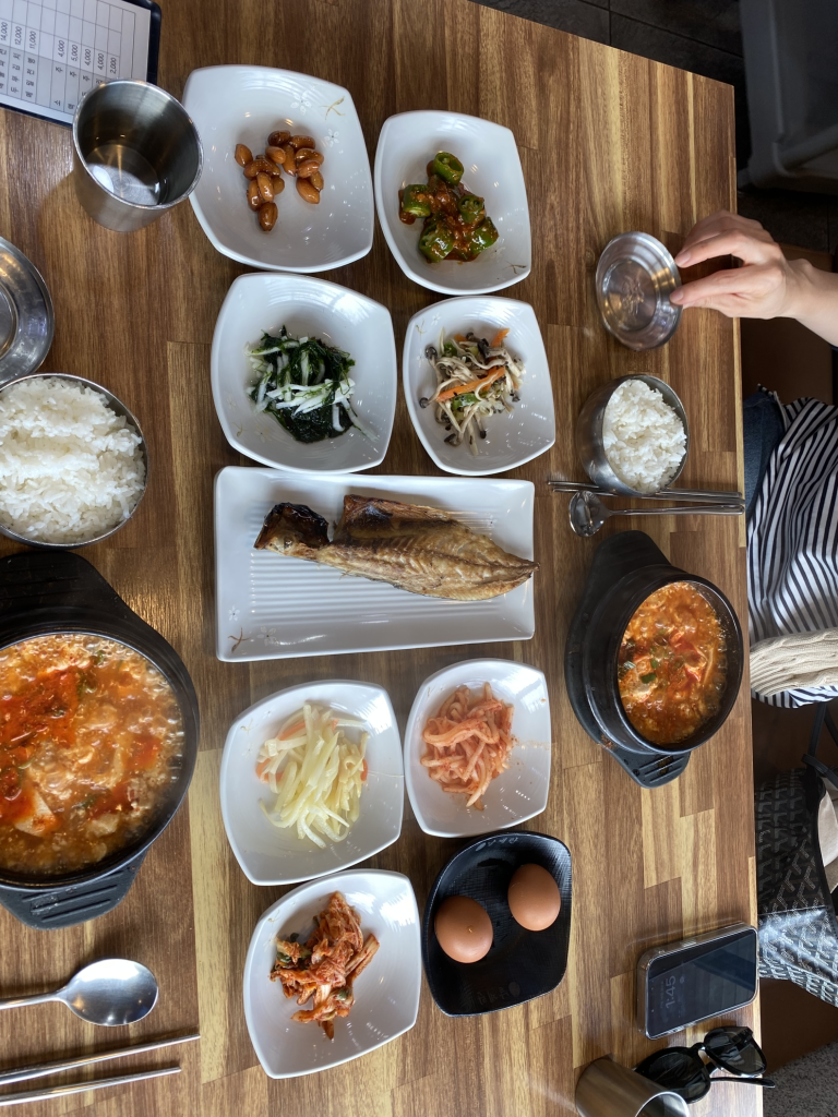Jeonghwasongisundubu (정화송이순두부) 3