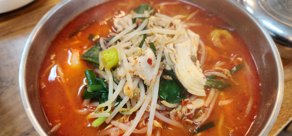 Oseobangdakgaejang (오서방닭개장) 2