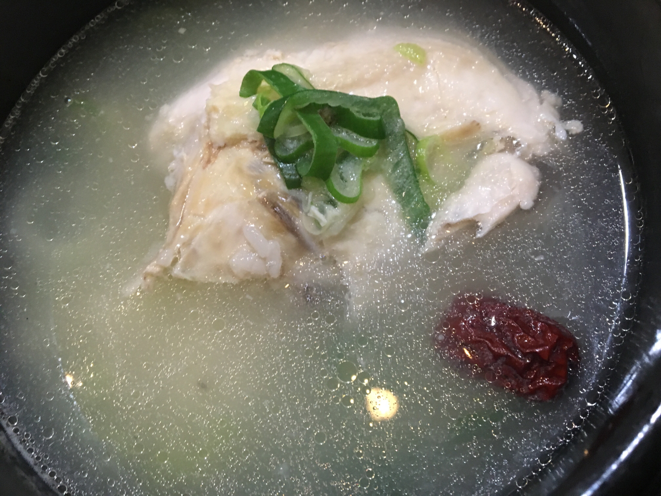Nurihanbangsamgyetang (누리한방삼계탕) 2