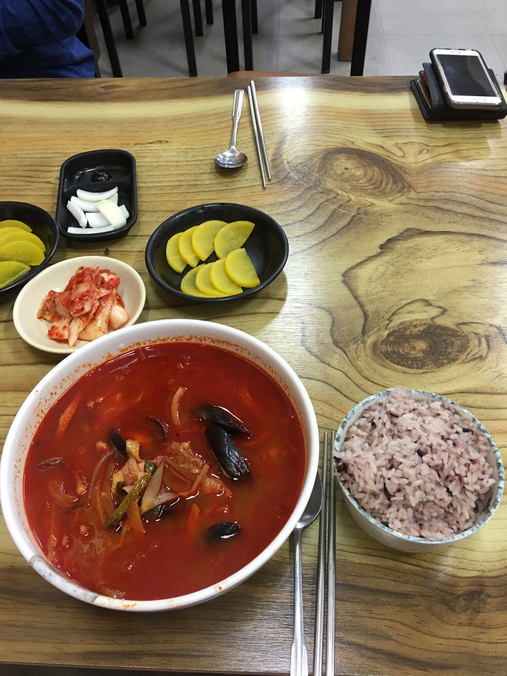 동보성 사진