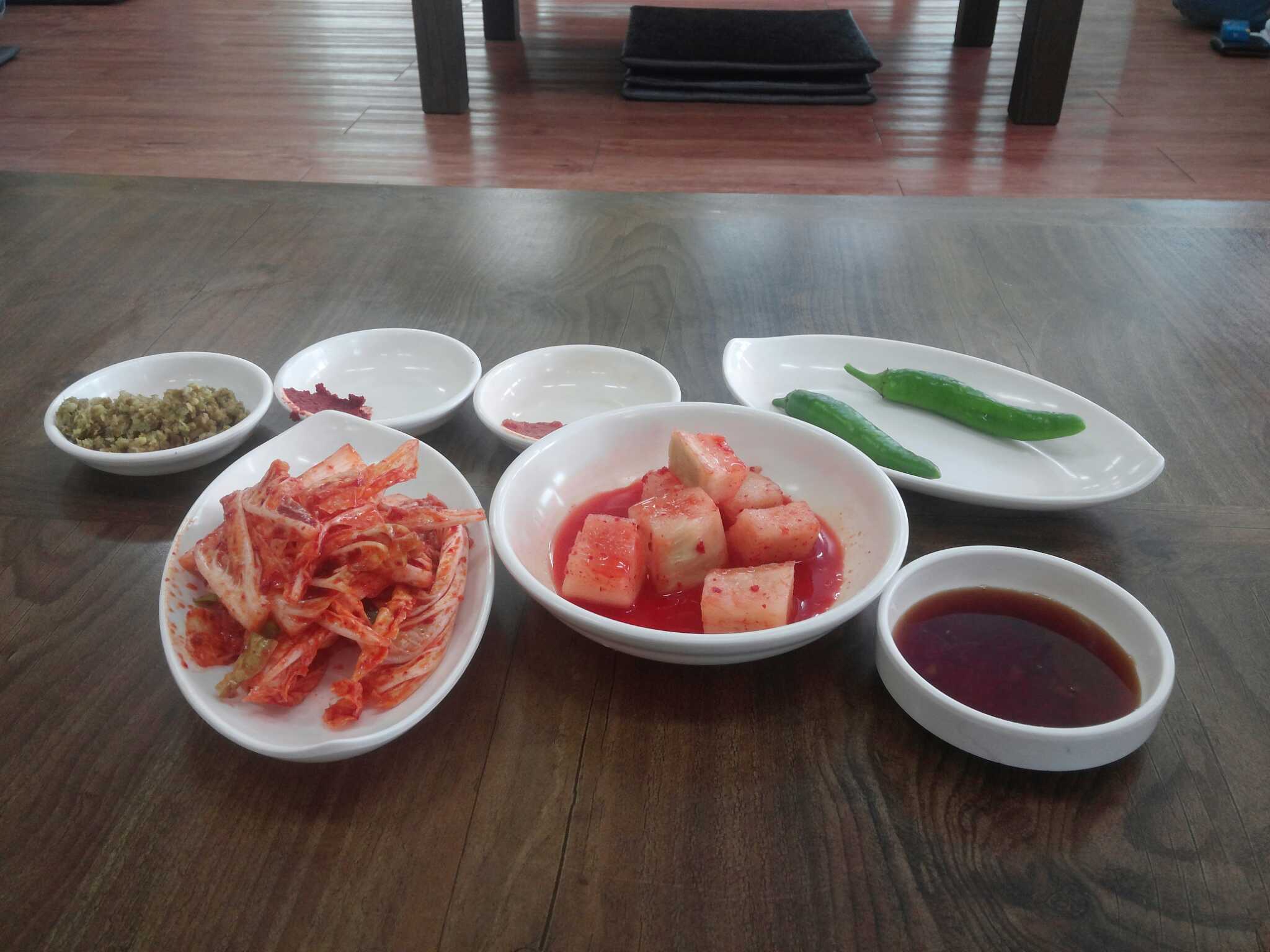 강촌해장국, 동섭상회 1