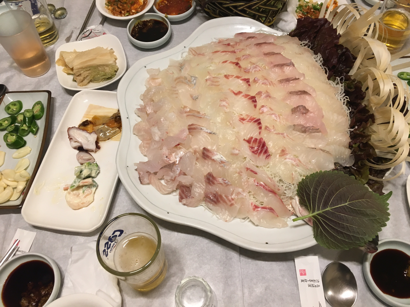 Geobukseonhoetjip (거북선횟집) 2