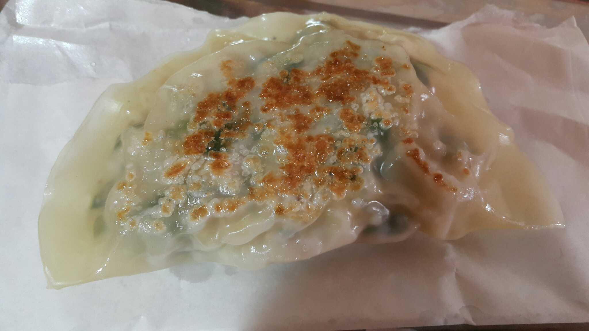 Deomsujemandu (덤수제만두) 2