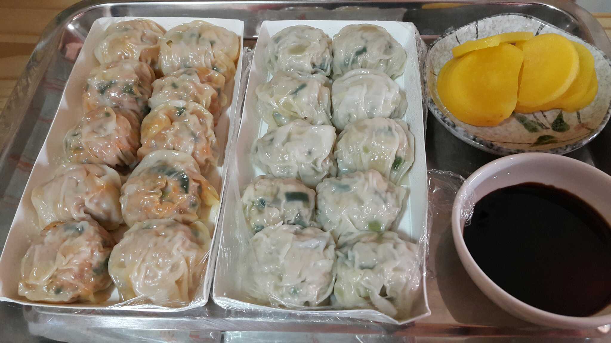 Deomsujemandu (덤수제만두) 1