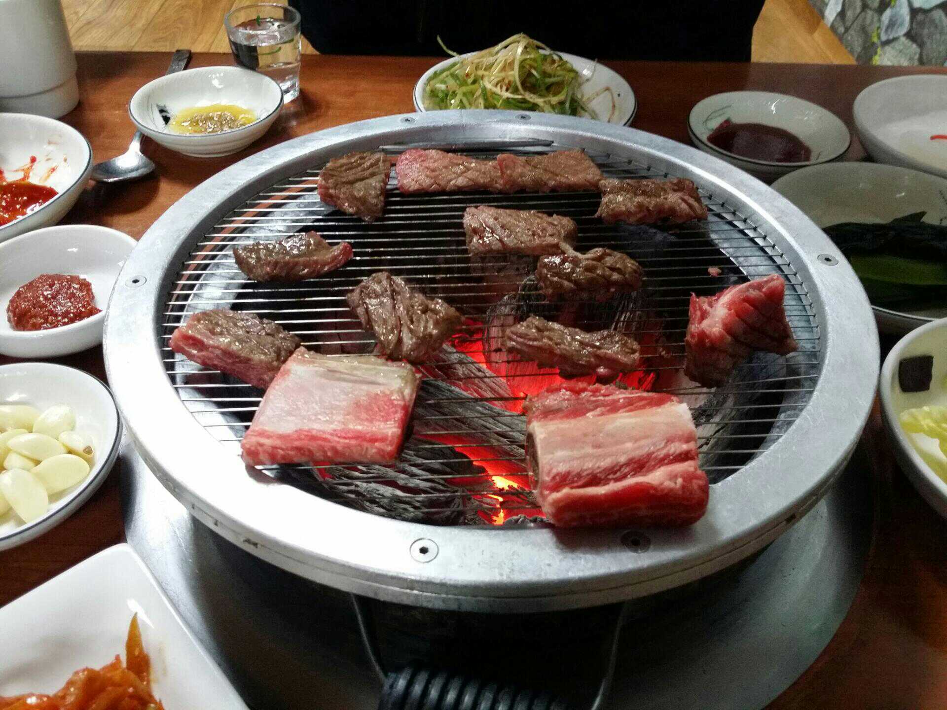 Hyeondaegalbi (현대갈비) 3