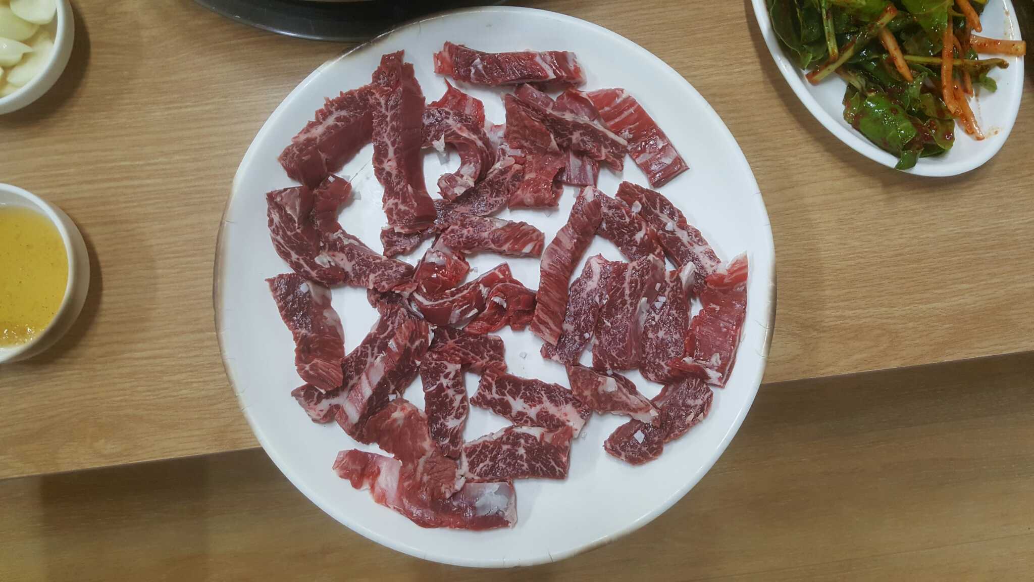 석화한우식육식당 6