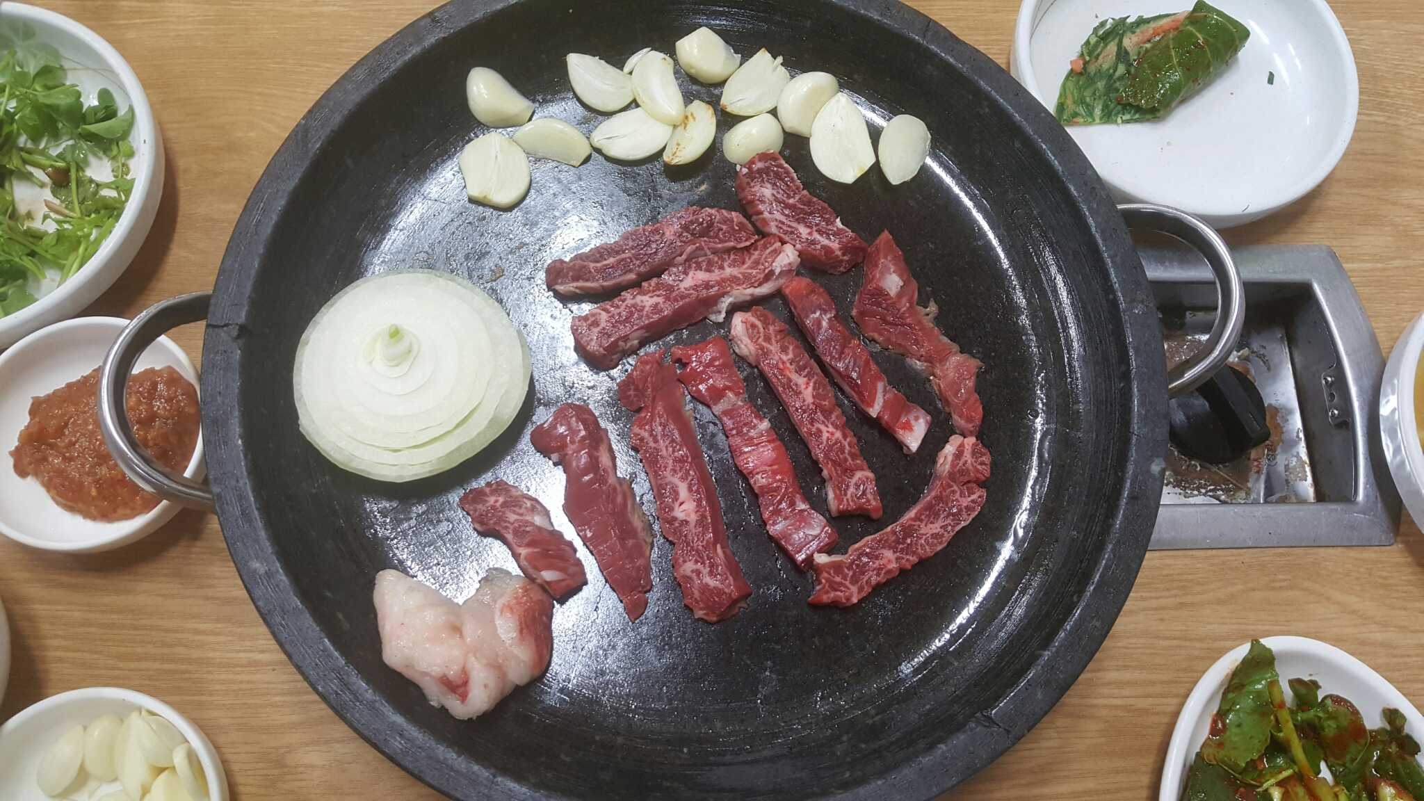 Seokhwahanusikyuksikdang (석화한우식육식당) 3