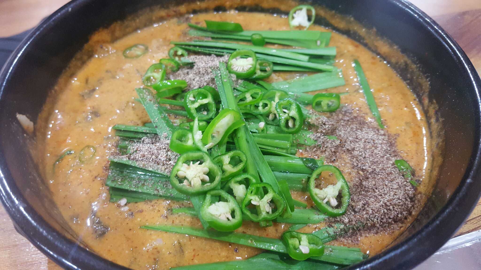 Pyeongtaekssangdungine (평택쌍둥이네) 2