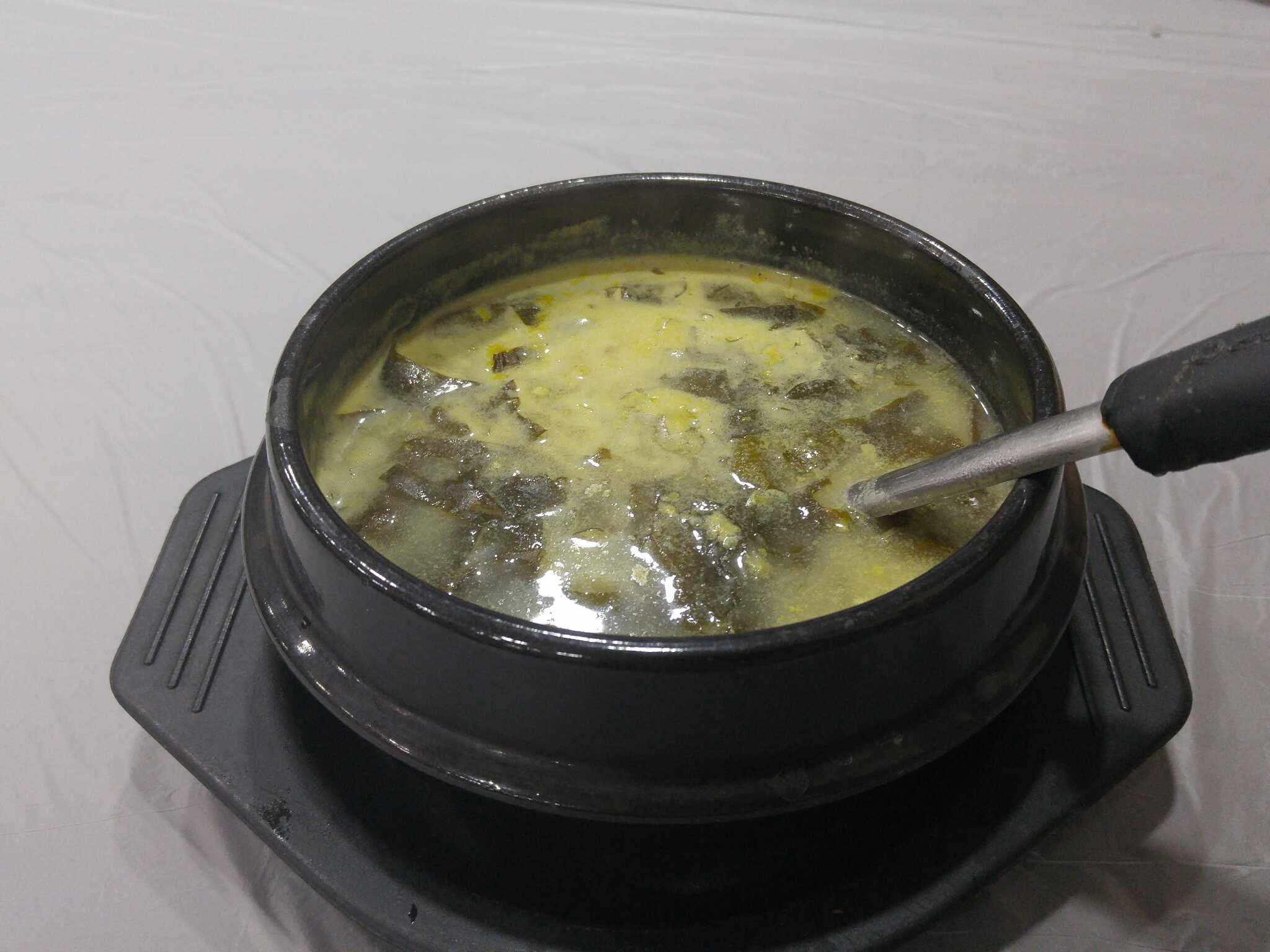 Urijipsamsikimuchim (우리집삼식이무침) 2