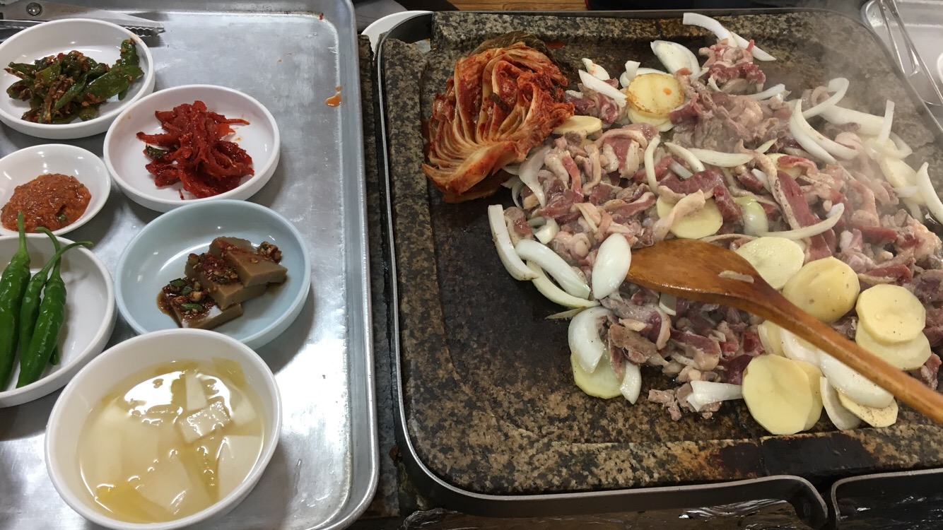 Angseongchogajip (앙성초가집) 2
