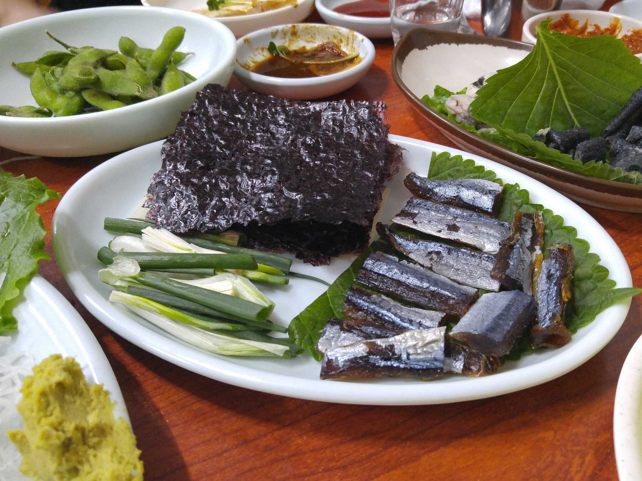 Pureunbadahoetjip (푸른바다횟집) 3