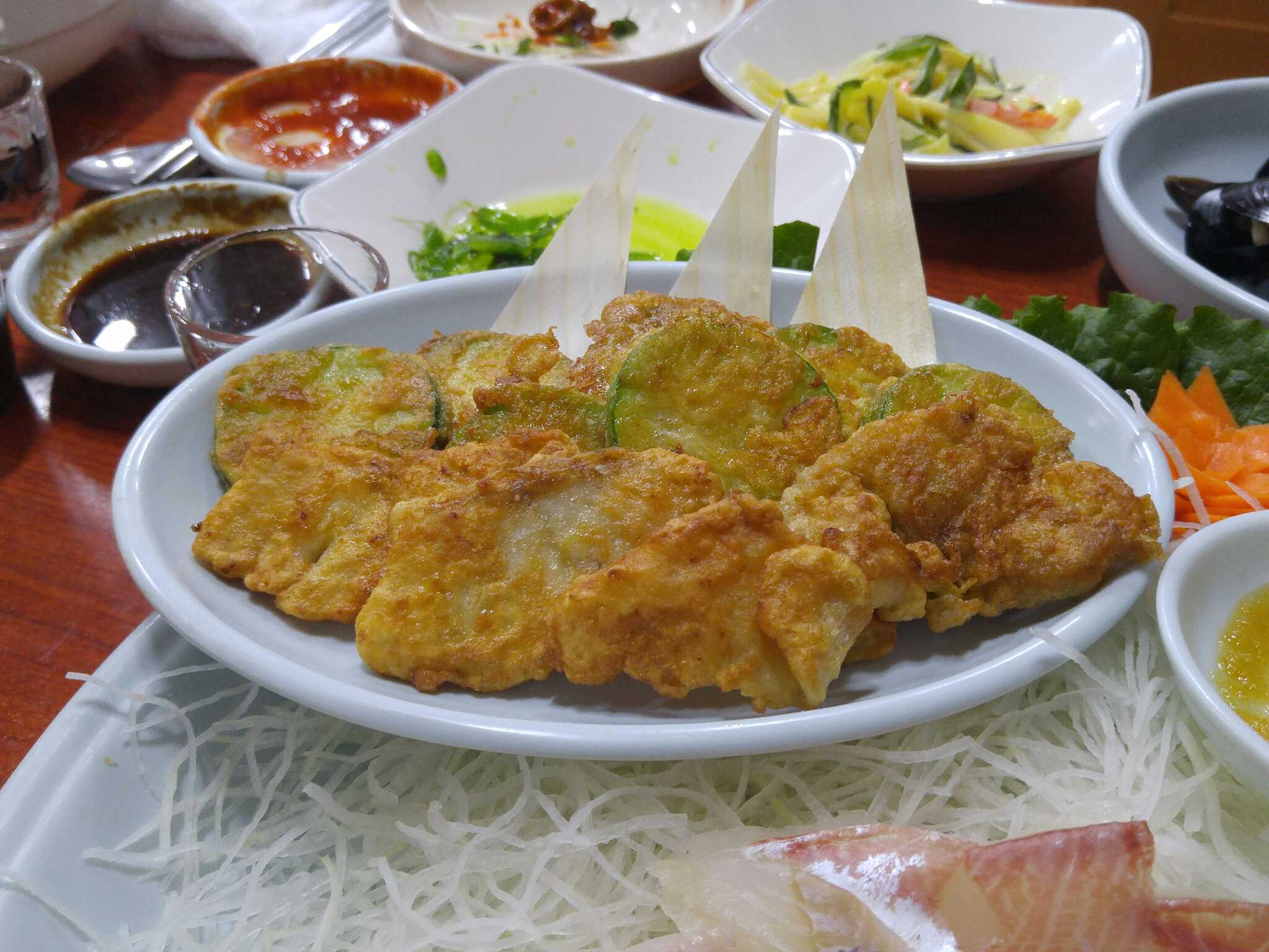 Pureunbadahoetjip (푸른바다횟집) 2