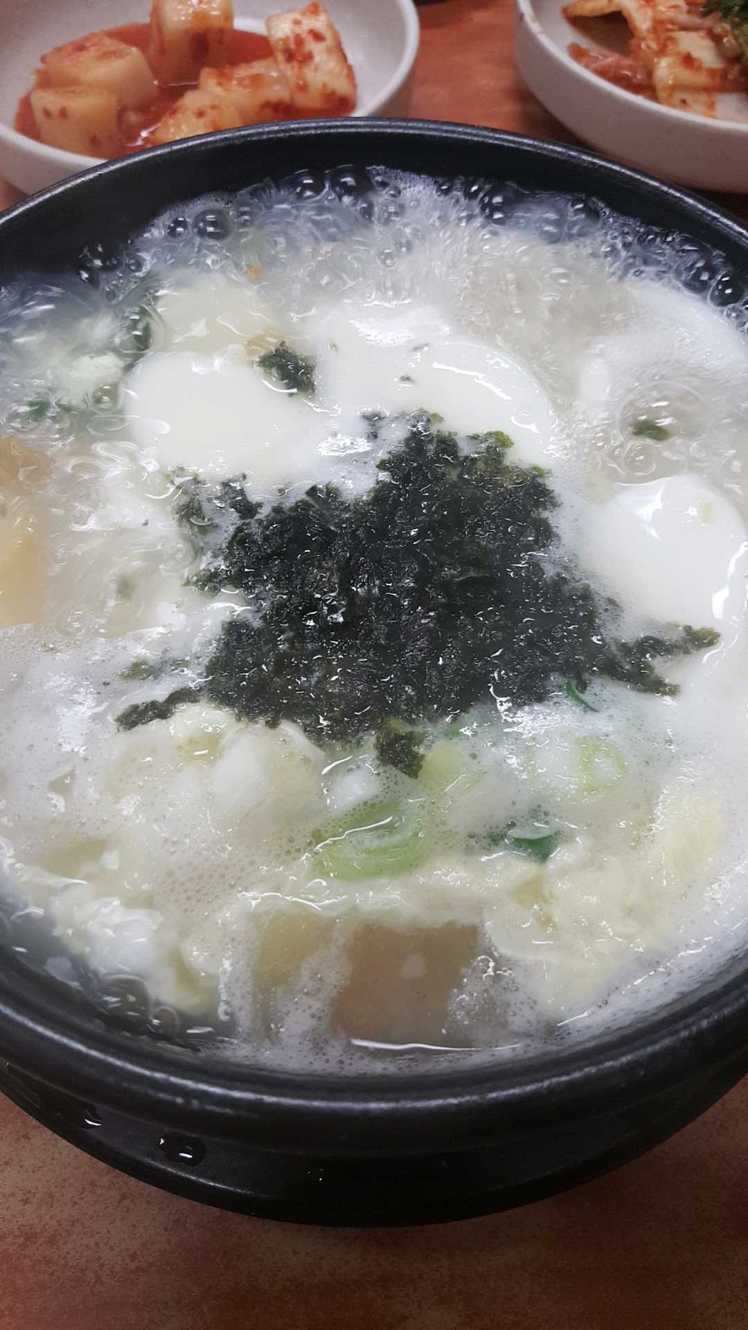 황태칼국수 대표 사진